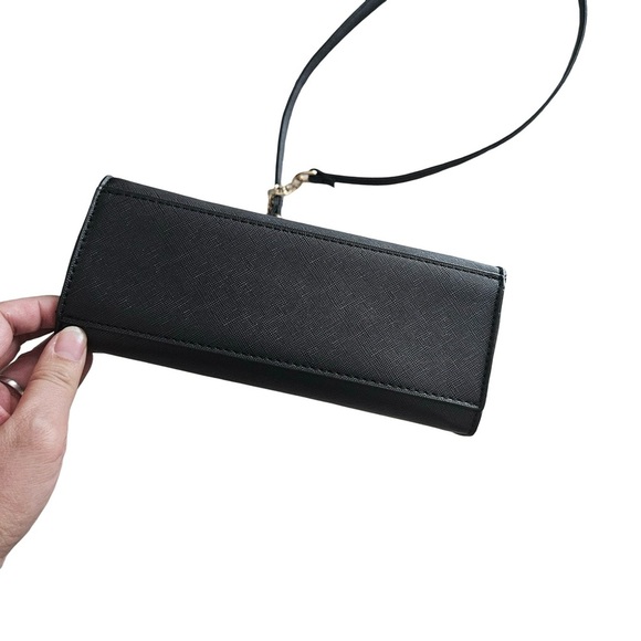 Black Structured Crossbody Bag with Gold Chain Strap & Top Handle Purse - Picture 6 of 8